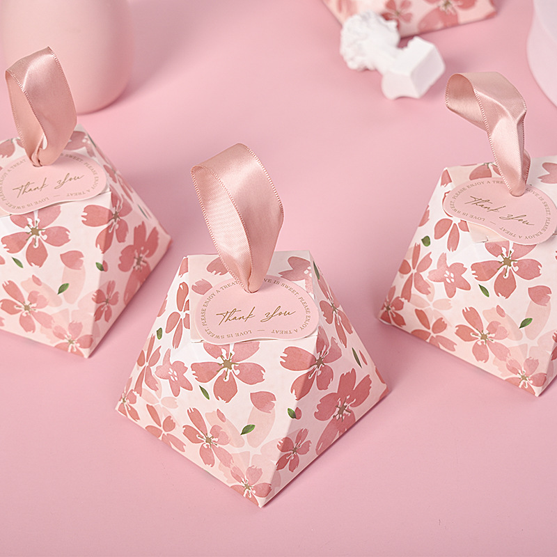 Diamond-shaped Candy Box with Pink Cherry Blossom Pattern DSFAV20